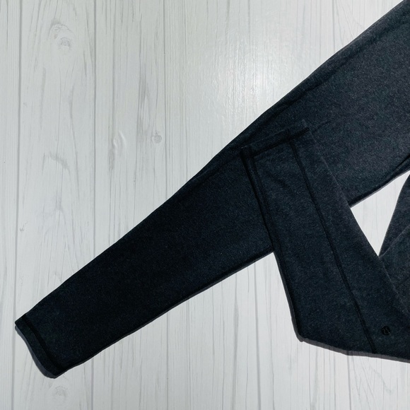 Lululemon high rise leggings (4) - Picture 2 of 7